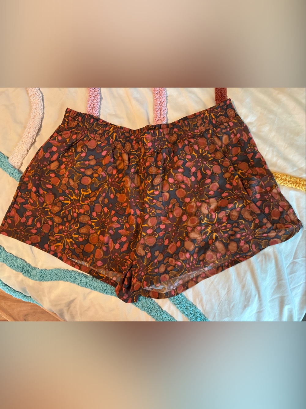 Toad&Co Abstract Floral Elastic Waist Shorts in Rust, Orange, Pink
